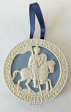 Wedgwood Blue & White Jasperware 900e Anniversaire Livre De Domesday Sceau Médaille