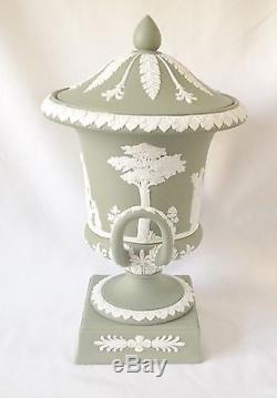 Wedgwood Campagna Vase Et LID Green Jasperware