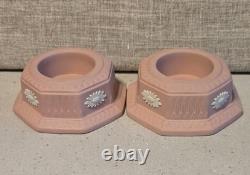 Wedgwood. Deux porte-bougies en jaspe rose/ bougies chauffe-plat en très bon état RARE