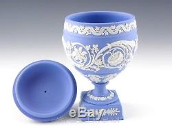 Wedgwood England Jasperware Blue Vase Arabesque Urn Couvercle Couvercle De Ceramis