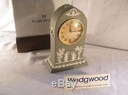 Wedgwood Green Jasper Ware Cathedral Clock De Baronet Of London, Fantastique