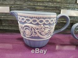 Wedgwood Jasperware 250 Cup Et Creamer, 250e Anniversaire
