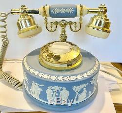 Wedgwood Jasperware Astral Téléphone Bleu Antique Style Rotary Boutons Works