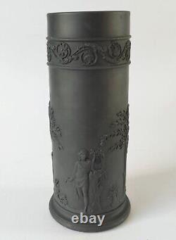 Wedgwood Jasperware Black Basalt Vase De Déversement Classique 6 1/2 Pouce