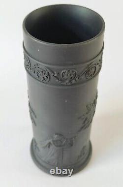 Wedgwood Jasperware Black Basalt Vase De Déversement Classique 6 1/2 Pouce