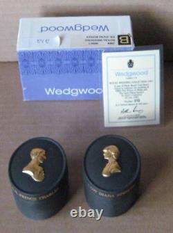 Wedgwood Jasperware Black Gilded Charles & Diana Royal Paire De Mariage Pots Boxed