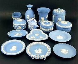 Wedgwood Jasperware Bleu Blanc Sur Boîtes Bibelot Collection Estate Motif Mixte