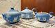 Wedgwood Jasperware Bleu Teapot, Sucre Et Creamer Set 1929 1969