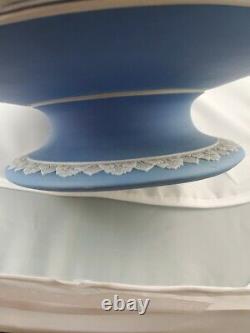 Wedgwood Jasperware Centerpiece Pedestal Bol Bleu
