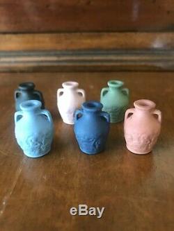 Wedgwood Jasperware Miniature Ensemble De 6 Vases Portland, Boite Originale, Rare