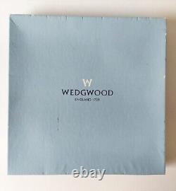 Wedgwood Jasperware Portland Blue And White Oval Tray Boxed