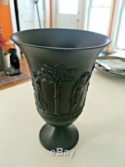 Wedgwood Jasperware Rare Grand Vase En Basalte Noir À Col Large Et À Bouche Grise 7 Nice