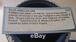Wedgwood Jasperware Rare Portland Bleu 8.5 Achilles Urn Acorn Couvercle Finial Nice