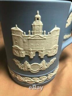 Wedgwood Jasperware Tasse Bleue De Noël Set (1976 1982)