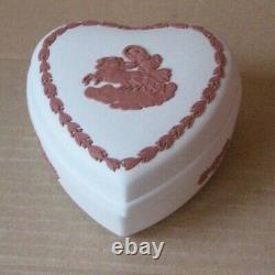 Wedgwood Jasperware White & Terracotta Collectors Society Heart Box