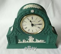 Wedgwood Laurel Clock Pendule Jasperware Vert Spruce
