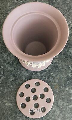 Wedgwood Lilac Jasperware Porcelaine Fleur Arrangeant Vase Avec Frog