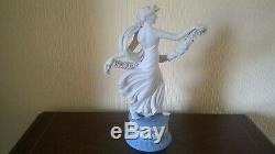 Wedgwood Ltd Edition De 500 Heures De Danse Avec Laurel Garland Figurine No 6
