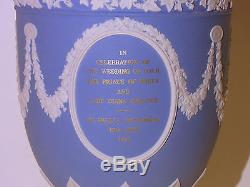 Wedgwood Pale Blue Solid Jasper Ware Vase De Mariage Royal 1981 Boîte D'origine