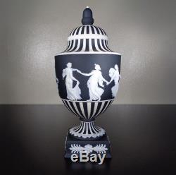 Wedgwood Porcelaine Black Jasperware Danse Urne Vase Signé Art Poterie