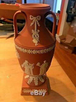 Wedgwood Rare Terracotta Jasperware Trophy Vase Urne Grecian Grand 9 Nice