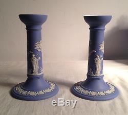 Wedgwood Solid Light Blue Jasperware Tall Paire De Chandeliers 1956