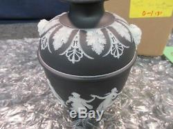 Wedgwood Urn Jar Jasperware Poterie Antique Basalt Noir Vase Dancing Hours