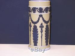 Wedgwood Yellow-buff Dip Withblack Bas-relief Jasper Ware Spill Vase C. 1930