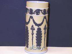 Wedgwood Yellow-buff Dip Withblack Bas-relief Jasper Ware Spill Vase C. 1930